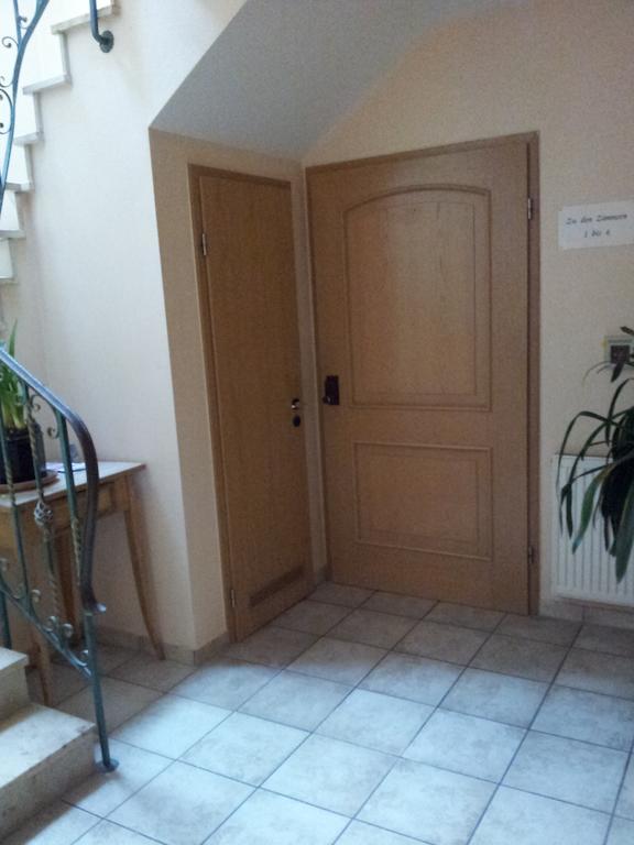 Hotel Zur frischen Quelle Oberasbach Zimmer foto